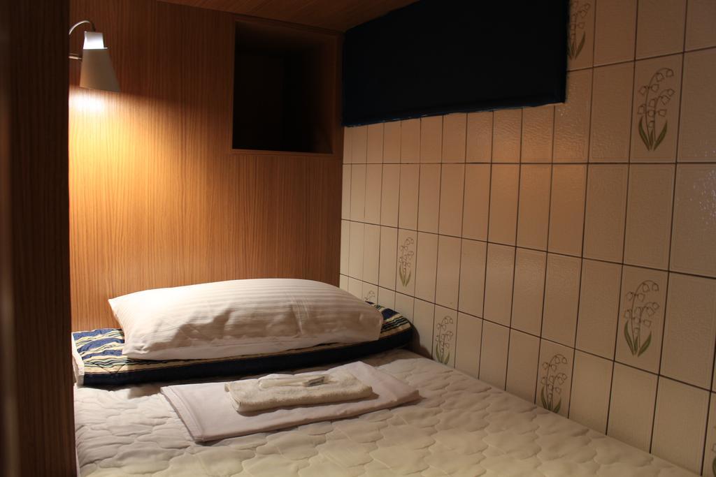 Hsin Hsin Hotel Miaoli Exterior photo