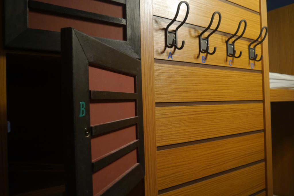 Hsin Hsin Hotel Miaoli Exterior photo